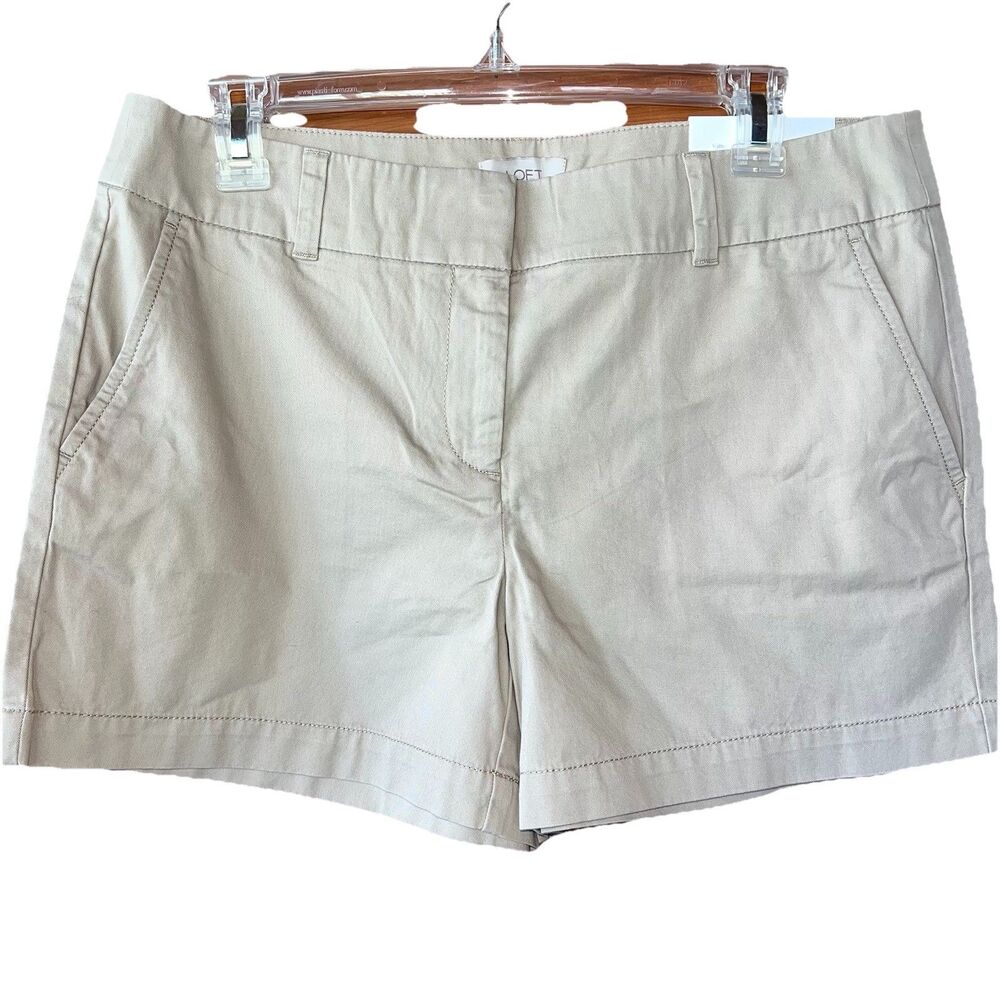 NWT LOFT 4” Short Beige Tan Chino Size 6